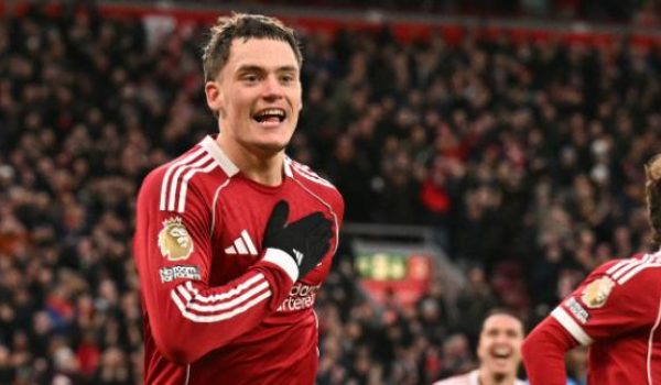 Liverpool Defeat Wolves 2–1 in Premier League Clash at Anfield